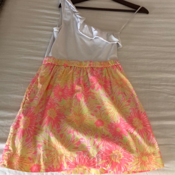 Lilly Pulitzer one shoulder dress - Picture 3 of 6